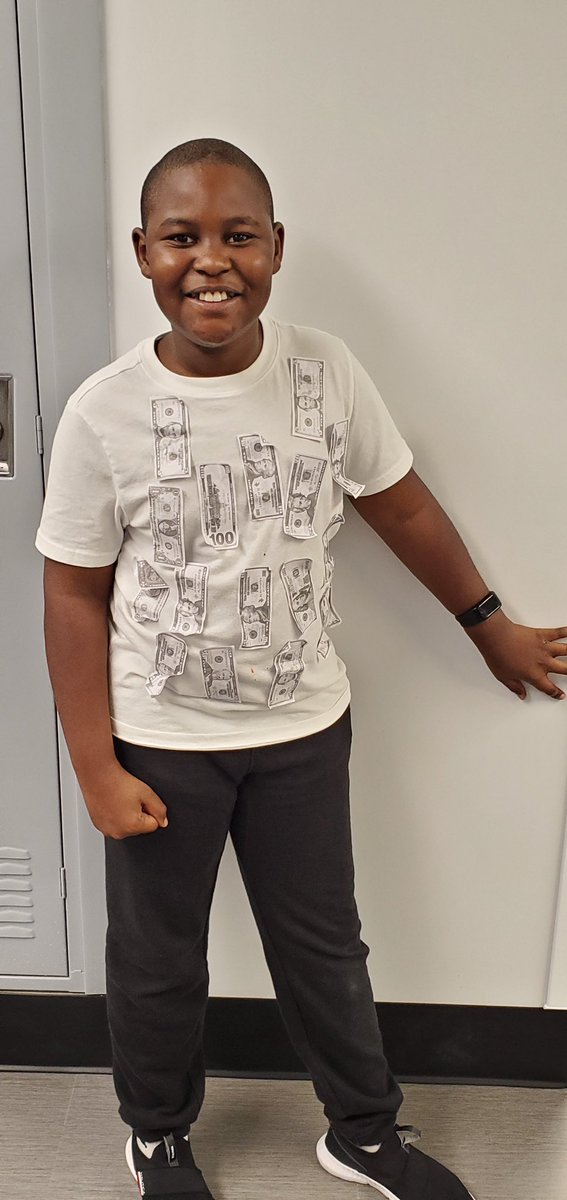 AIntermediate's tweet photo. Our students had a blast dressing like an idiom! #AISPirates #ACSmakingadifference https://t.co/8x9TV8rhAA