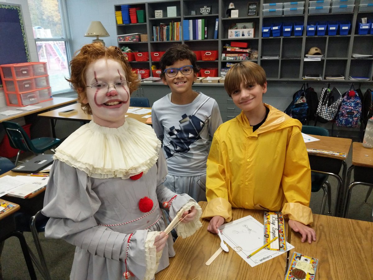 tompkiap's tweet photo. A Halloween treat! (my least favorite one)Seeing who could launch the candy corn the farthest #TMESEagles https://t.co/ewVp7f8S1b