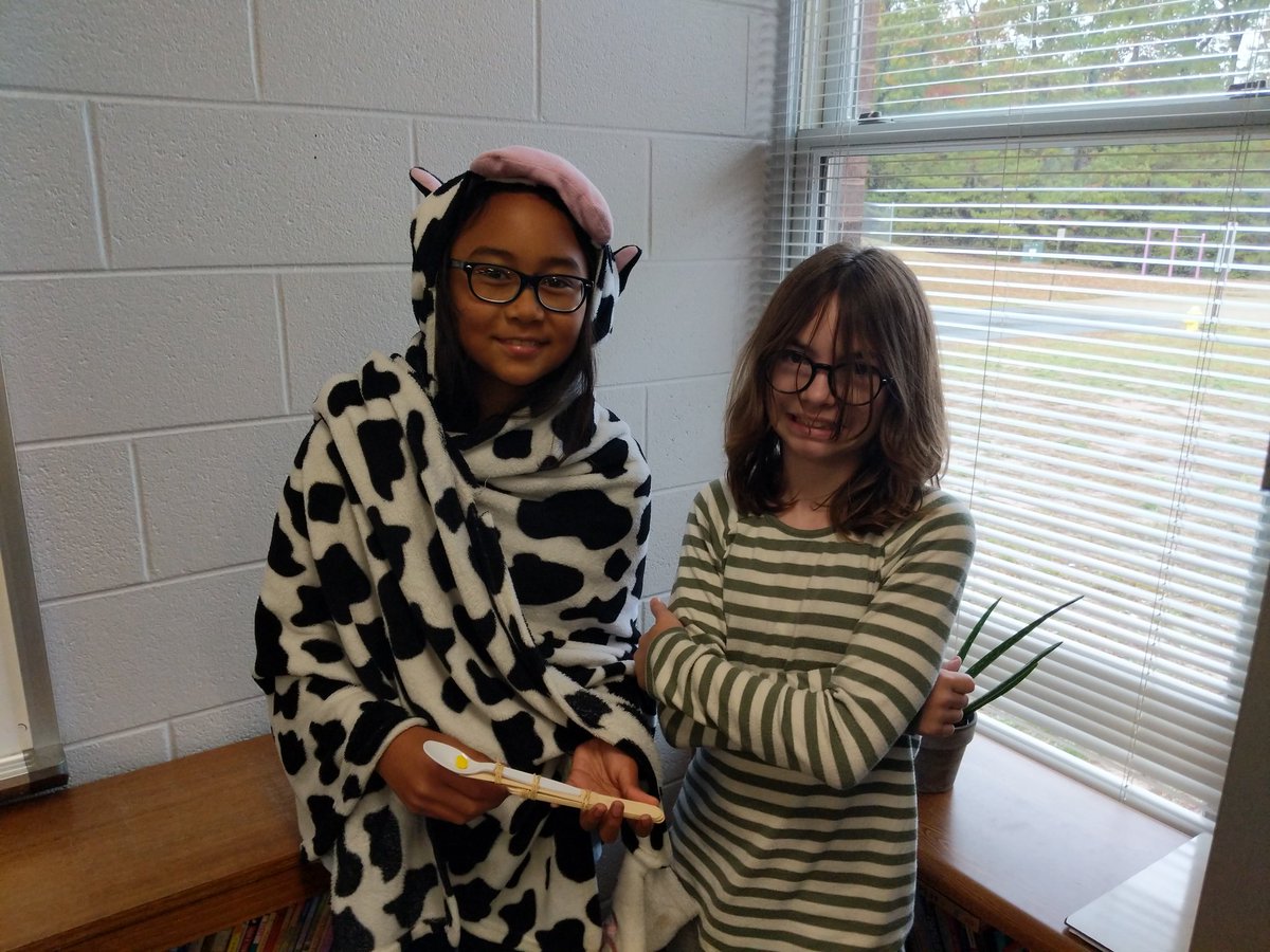 tompkiap's tweet photo. A Halloween treat! (my least favorite one)Seeing who could launch the candy corn the farthest #TMESEagles https://t.co/ewVp7f8S1b