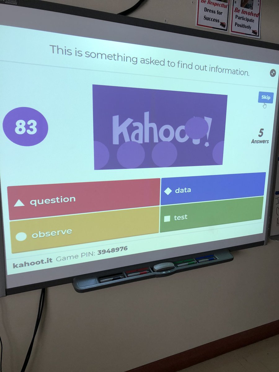 LitaKasper158's tweet photo. Day 55: Snowy Halloween...as one of my Ss said โitโs evil snowโ. Does anyone else love the music on @GetKahoot ? I could rock out to it all day.... #CountUp #EvilSnow #halloween2019 #kahootmusicshouldbeapandorastation https://t.co/8bpGl9S9HN