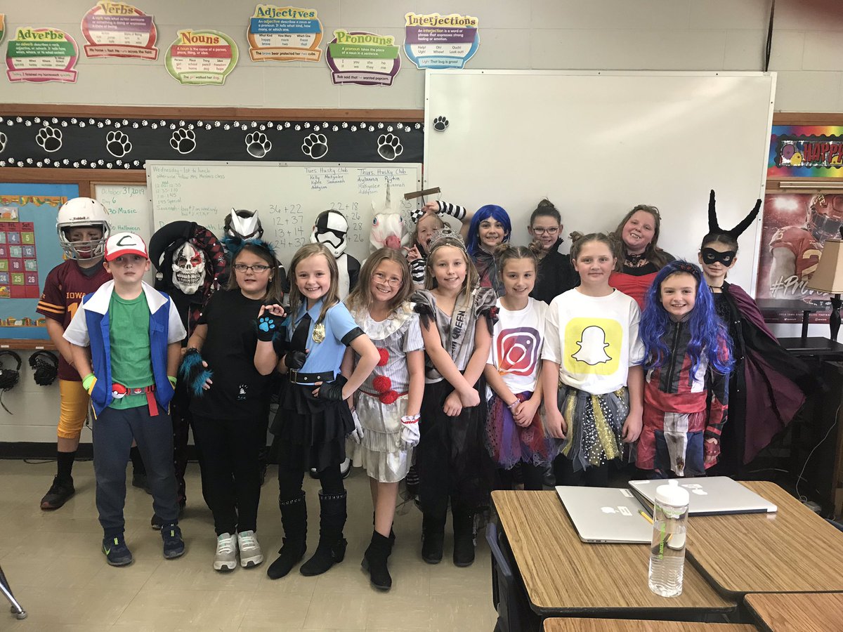 4th graders on Halloween!@NPElemSchool #HuskyNProud