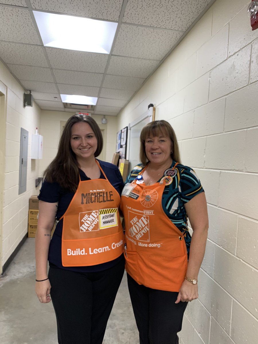 Michelle Collins tweet media