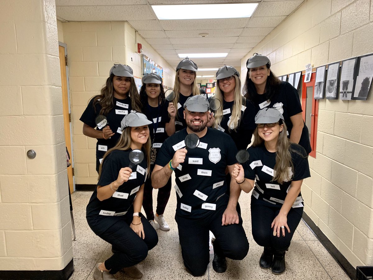 LP1stGrade's tweet photo. First grade teachers at LP are official word detectives! We can’t wait until our students earn their badges in Unit 2 of Reading Workshop! #whylp #forevernorth #readingworkshop https://t.co/2ktuaOMB8i