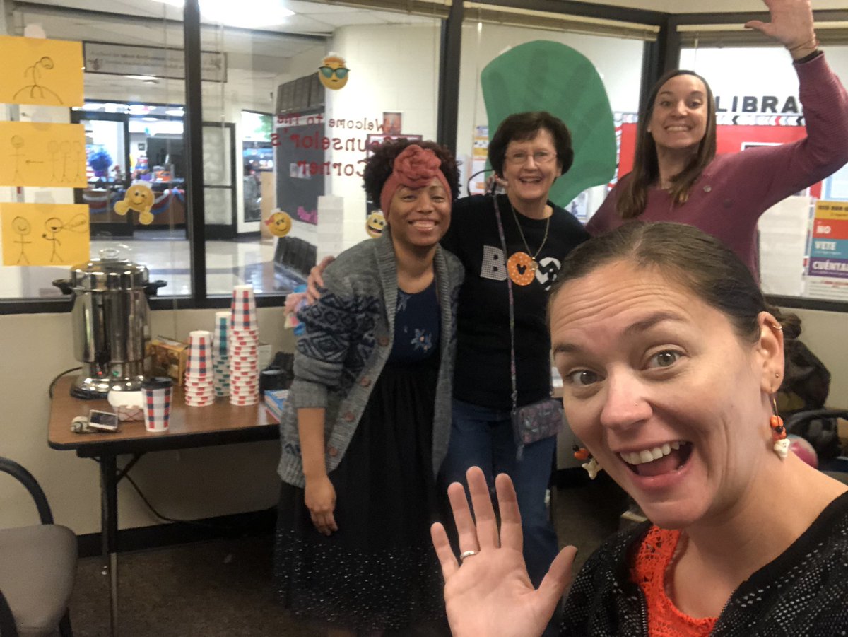 DleeRrisd's tweet photo. Thanks for the warm fuzzy treats in the Counselor’s Corner!  @ibmarvel, @LME_Lions, #embracejoy https://t.co/oGaDjFFEGf