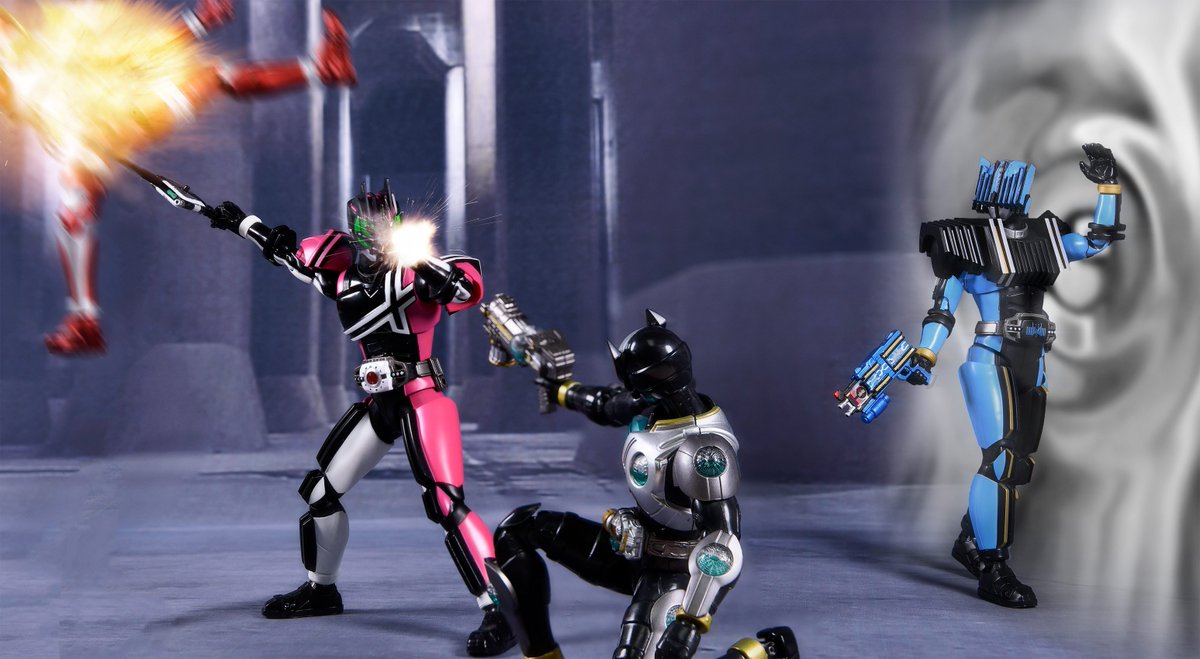 c030404's tweet photo. SHF DIEND #shfiguarts #フィギュアーツ写真部 https://t.co/tMLEOPuLsj