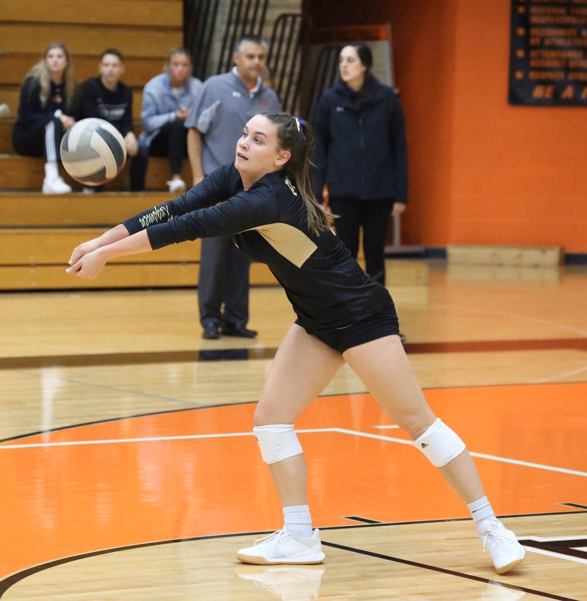 thank you <a href="/PennVB/">PennVB</a> for an amazing four years and for teaching me how to be a better person. i will forever be grateful for the lifelong friendships that were made on this team:) i love yall💛