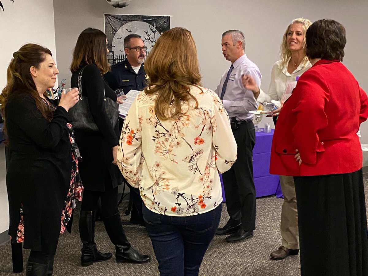 NCJFCJ's tweet image. Last night, #NCJFCJ hosted an open house in honor of #DomesticViolence Awareness Month to share resources &amp;amp; information w/fellow community leaders involved in family &amp;amp; domestic violence cases &amp;amp; w/survivors including DV advocacy groups, law enforcement, judges &amp;amp; more. #DVAM2019