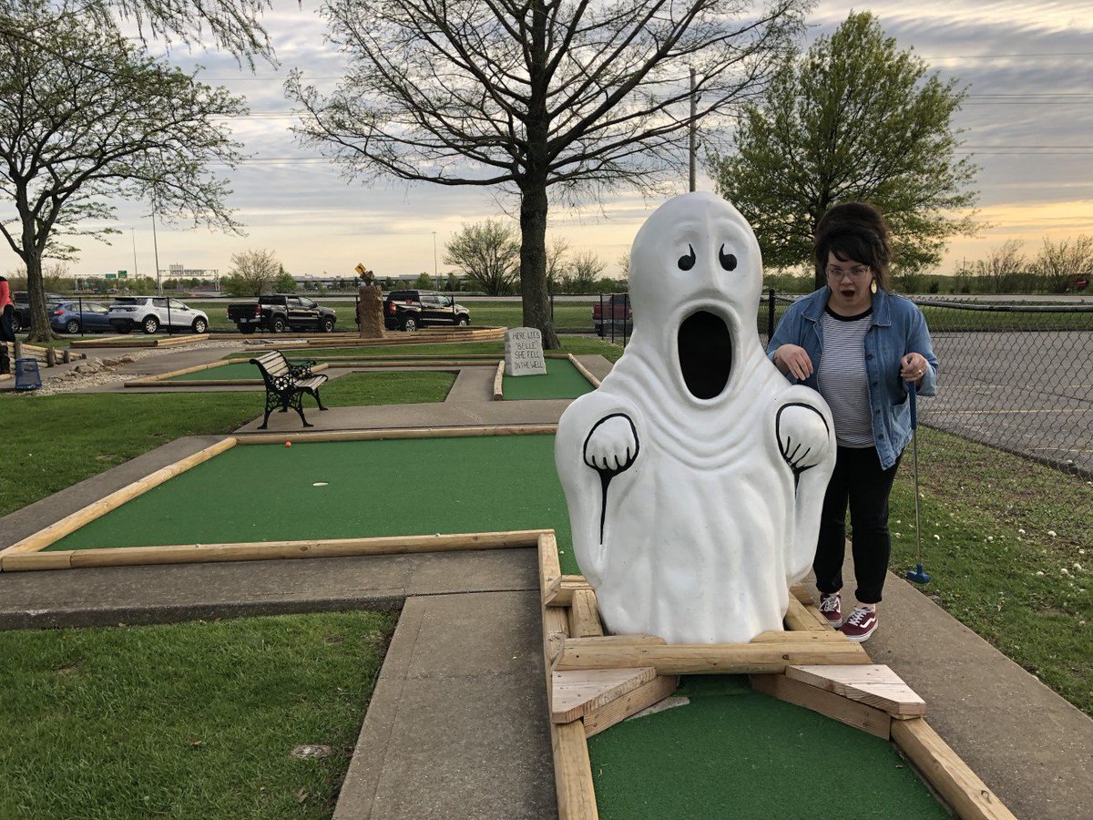 CouplePutts's tweet photo. Topping off our #puttober fun w/ a new review of Smiley's Mini Haunts in Lenexa, KS. Halloween themed characters &amp; tough putting make this spooky fun w/ friends. Review at https://t.co/ylZPOJIjQT Have a ghoulishly good evening everyone! #minigolf #minigolfreviews #miniaturegolf https://t.co/f0w4MKEgir