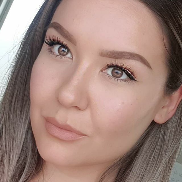 MakeupNZ's tweet photo. So gorgeous! @lizaoskmedway using Benefit Precisely, My Brow Pencil and Gimme Brow - Shade 03 🤩💖 https://t.co/eQH4qBpXkF
