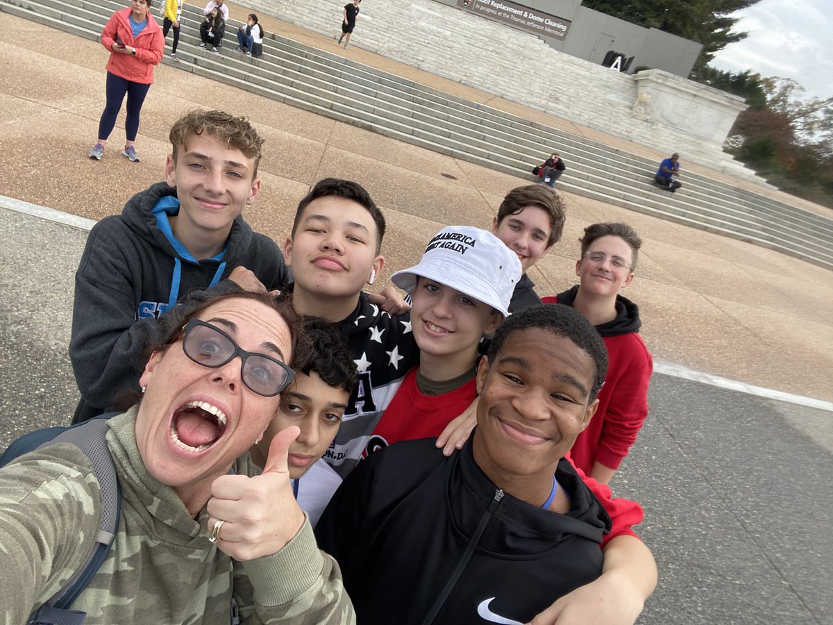 sralee300's tweet photo. At the Jefferson Memorial and the MLK Memorial. #LarsonDC2019 https://t.co/7Vwu0nDU7o