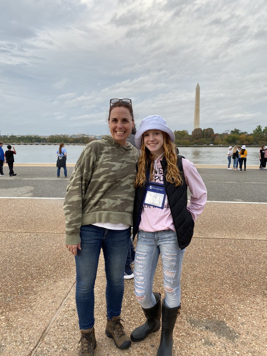 sralee300's tweet photo. At the Jefferson Memorial and the MLK Memorial. #LarsonDC2019 https://t.co/7Vwu0nDU7o