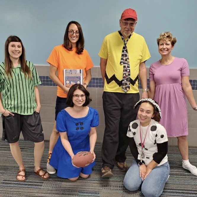 CagaraMary's tweet photo. Character book parade with these lovely teachers #thirdgrade #KleinFamily https://t.co/U9SSMZikB3
