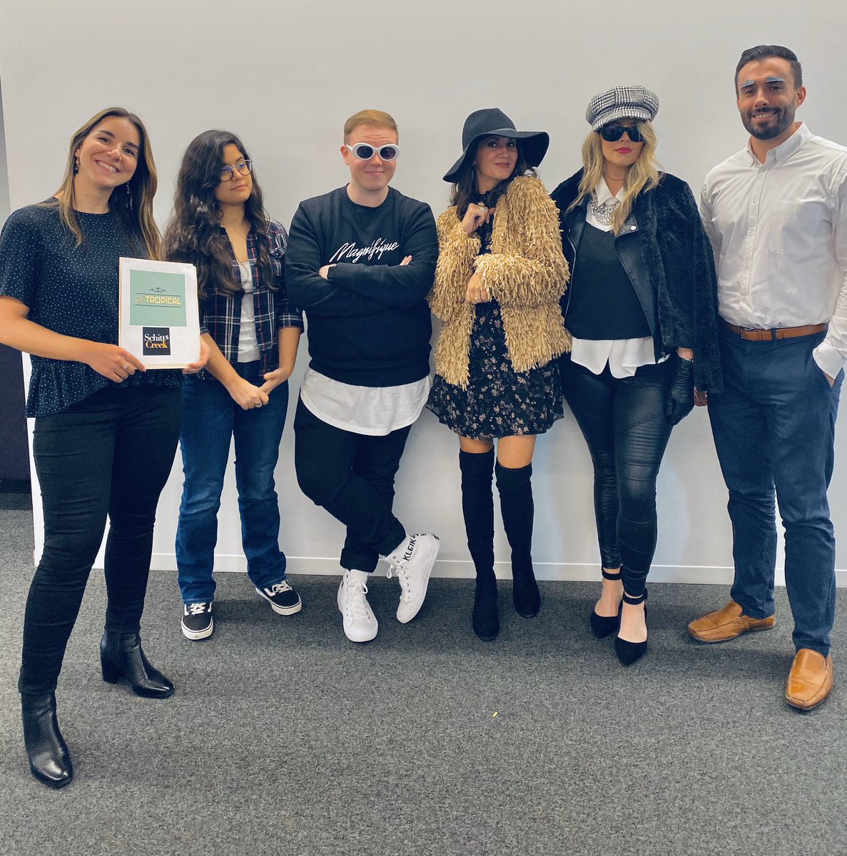 aliskor15's tweet image. David • Moira • Alexis • Johnny • Stevie • Twyla // @SchittsCreek #FoldInTheCheese #EwDavid @danjlevy @annefrances #HappyHalloween2019