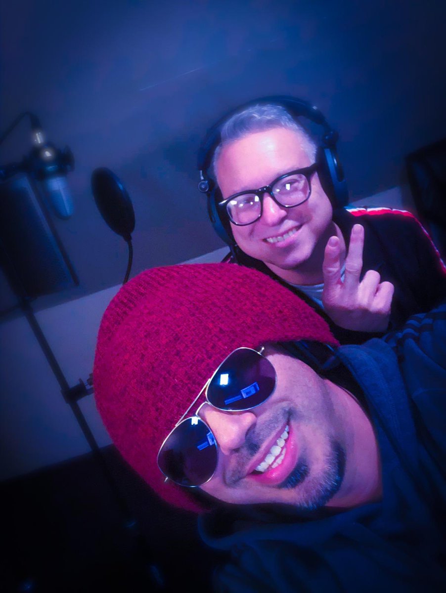 BishopJMachado's tweet image. Aquí en el estudio de @rec_arias terminando la nueva producción y grabando el tema titulado ERES. #decididostour #giradecidi2s #ariasrec