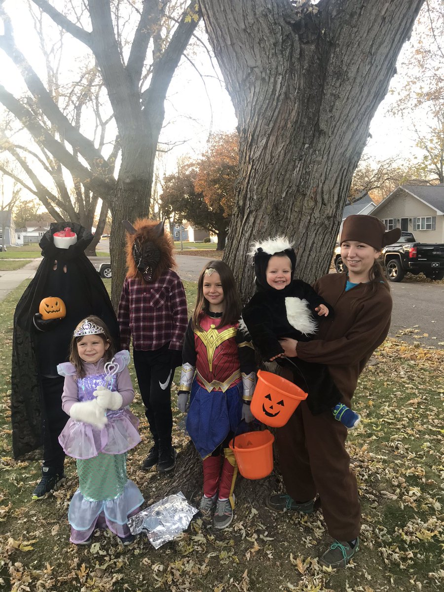 JamesRotert's tweet photo. Some family fun! https://t.co/iUuWtEy4o0