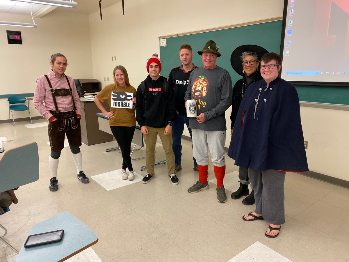 BeerGeography's tweet photo. Halloween fun in WORLD OF BEER class today! https://t.co/p2r4jOG4X7