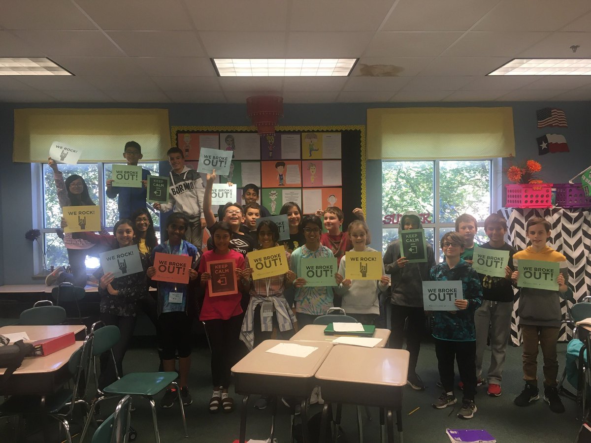 Halloween Breakout Box! ⏱🔦🔐🎃 <a href="/EubanksDragons/">Eubanks Intermediate</a>