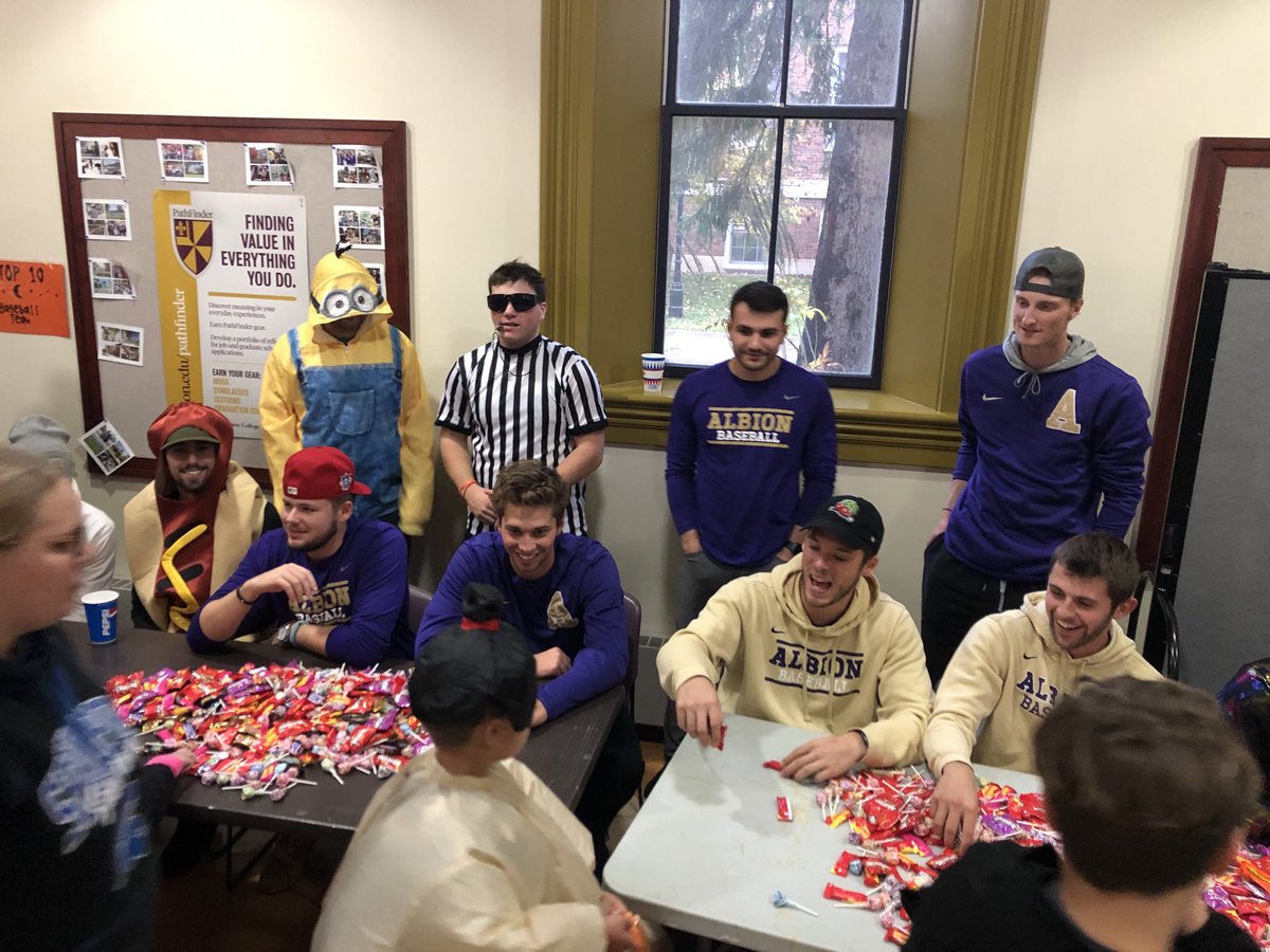 Good to see the guys giving back tonight on Halloween. #NoTricksJustTreats