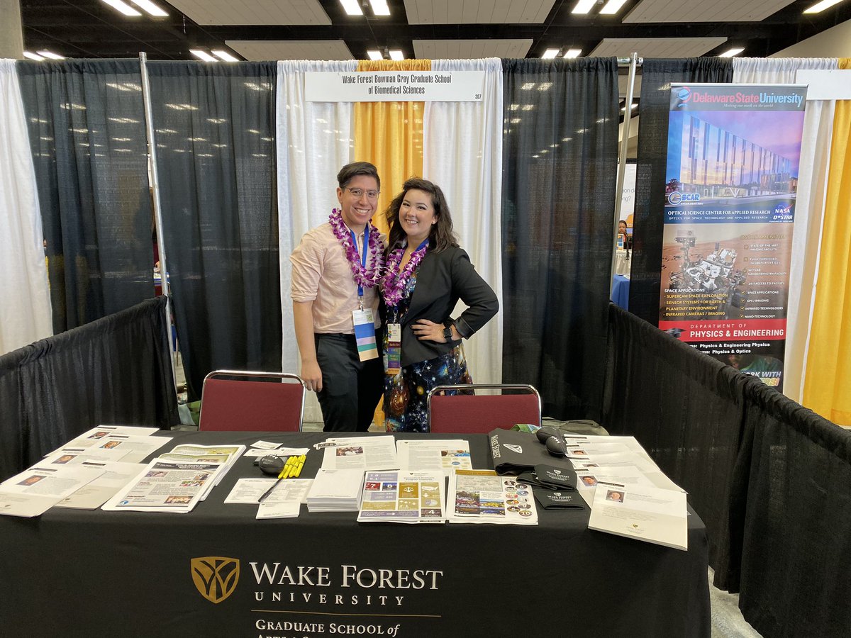 5toLifePod's tweet photo. Stop by booth #307 to learn about programs at Wake Forest from real life grad students!!!

#undergrad #phd #md https://t.co/bBVyqrlx07