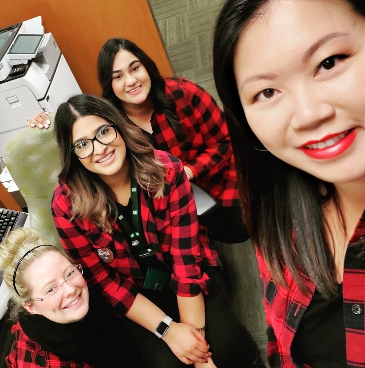 Team Whatcom supporting <a href="/ZajacRanch/">Zajac Ranch</a> 🤠 for children today and celebrating the year end with lunch🥡🥠 and CANDY🍬🍭!  #readyfor2020