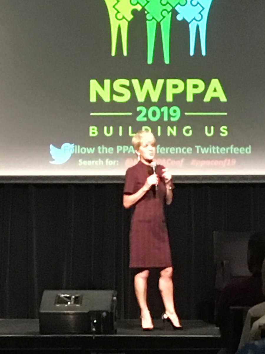 Lyn Davis tweet media