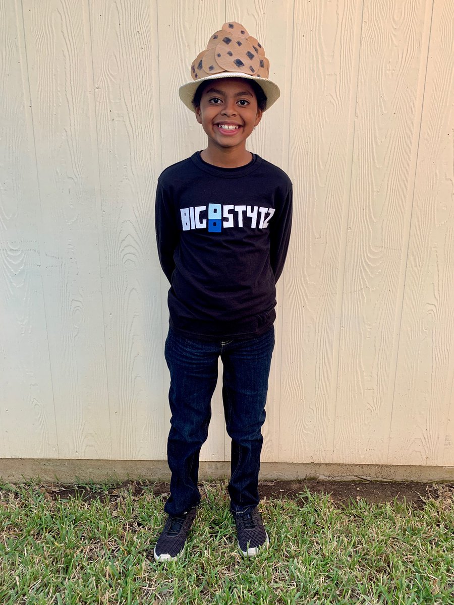 Gerald Youngblood On Twitter Hey Bigbst4tz2 Check Out The Full Commitment To Your Roblox Gear Top To Bottom Front To Back Happy Halloween Gotta Run For Candy Halloween2019 Gaming Https T Co Ompalgbhw7 - bigbst4tz2 roblox name