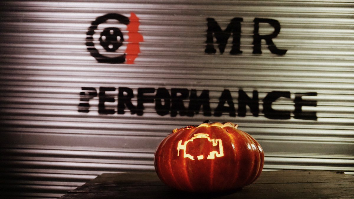 PERFORMANCEMR_'s tweet photo. 🔥🔥 No se que pensáis pero a mi esta calabaza me da muy mal rollo 🎃 🔥🔥

#FelizHalloween #halloween2019 #performancemrgarage #mrgarage https://t.co/eiXufd1Bb5