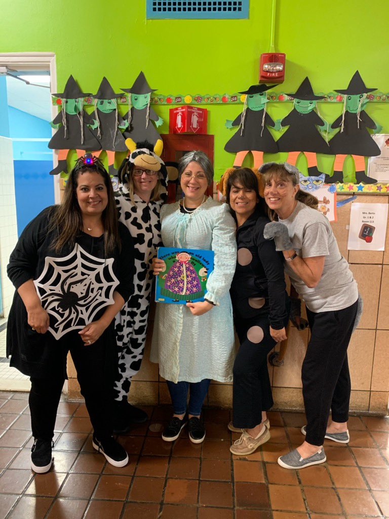 Halloween 2019 <a href="/JanineBerto/">Janine Berto</a> #MineolaProud