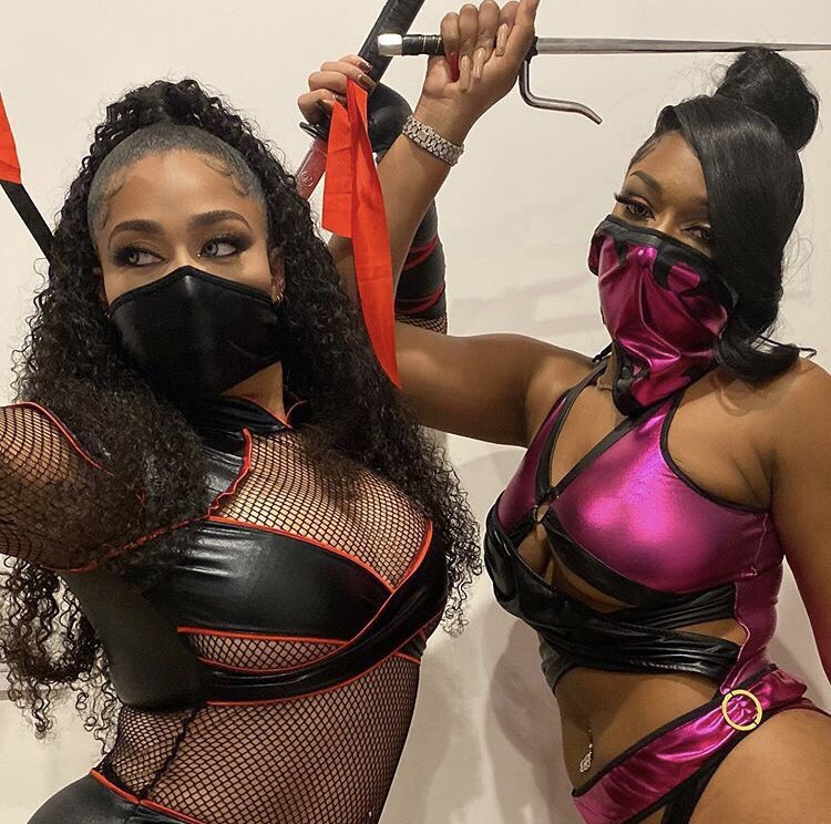 dopeassrappers's tweet photo. Bestie Ninjas 🖤
Dope Or Nahhh? 👀
via #jordynwoods 
#DopeAssRappers https://t.co/ms5ZVtF0zH