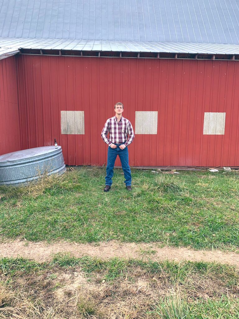 zackzp23's tweet photo. You’re made out of spare parts aren’t ya bud? https://t.co/BFDz5M1Tj6