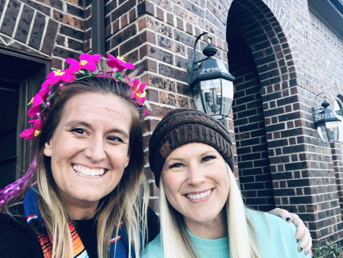 Love Trick-or-Treating at my Wolfpack Neighbor’s house! Thank you ⁦<a href="/eefair27/">Erin Fair</a>⁩! <a href="/twehowl/">Tom Wilson Elementary</a>