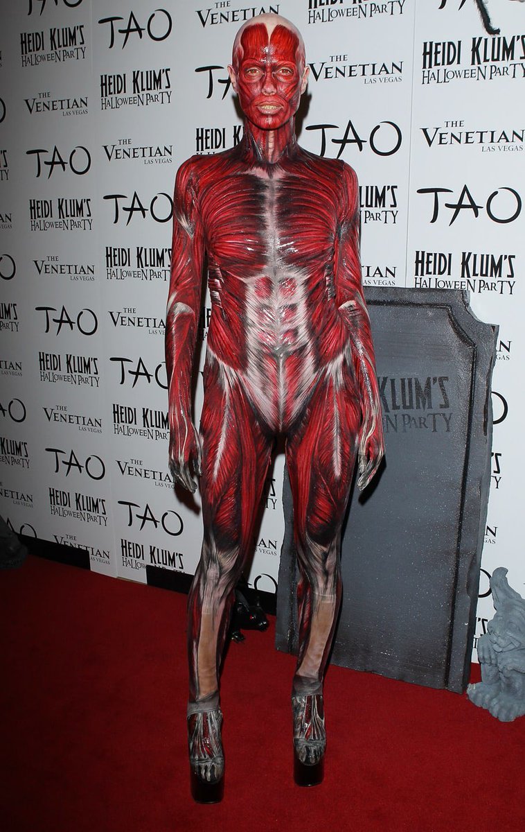 stevesctrl's tweet image. i think we can all agree that heidi klum owns halloween