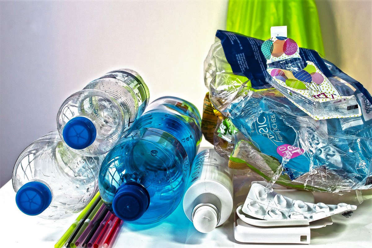 CleanWatershed's tweet photo. Our watersheds depend on us to properly dispose of waste, but do you wonder what to #recycle? ♻️ See what to do with your recyclables in #VenturaCounty at https://t.co/3h01BptWCk https://t.co/guJm3pH7sQ