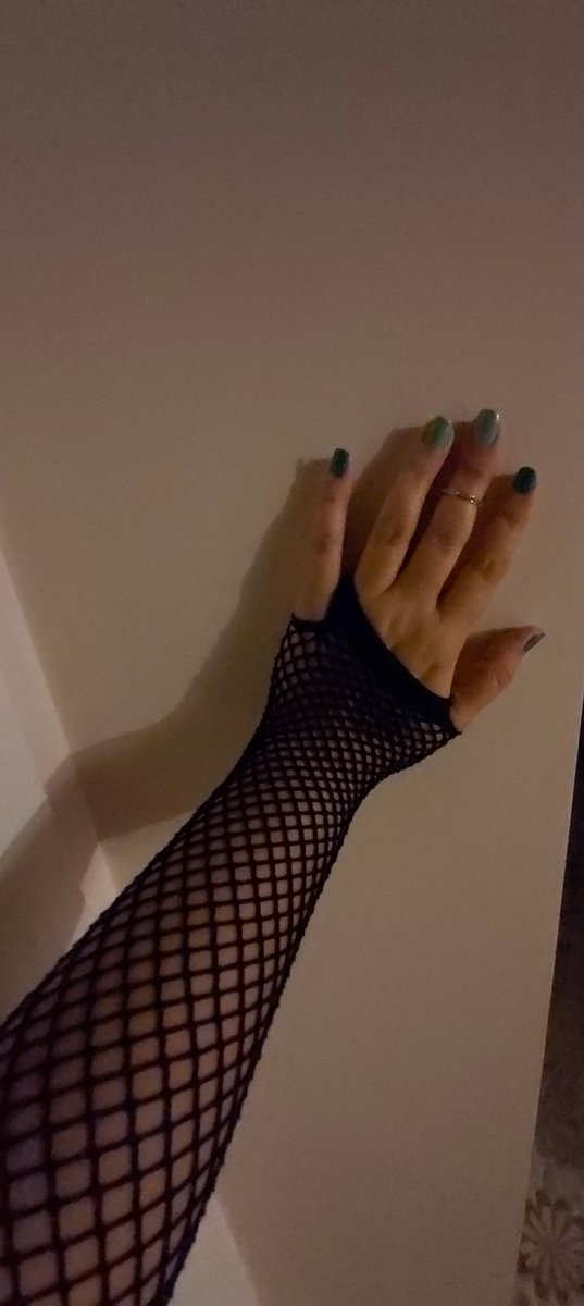 MistressMor's tweet photo. çok yaşasın Cadilar👸🏻🌹💋
🧚🏻♀️🦸🏻♀️congratulations on Hallowen 🧟♀️🧙♀️
#femdom👸🏻 #humination🧠 #summissive🐕 #slave 🐶 https://t.co/uoCZtaBChH