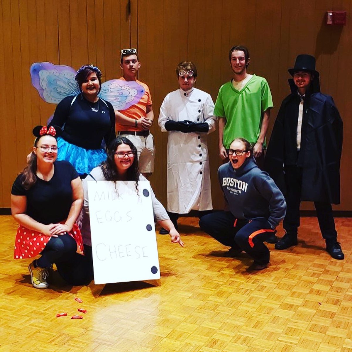 Mavmachine's tweet photo. #Bandoween #MavFam 😈 https://t.co/gGzDYSuF3d