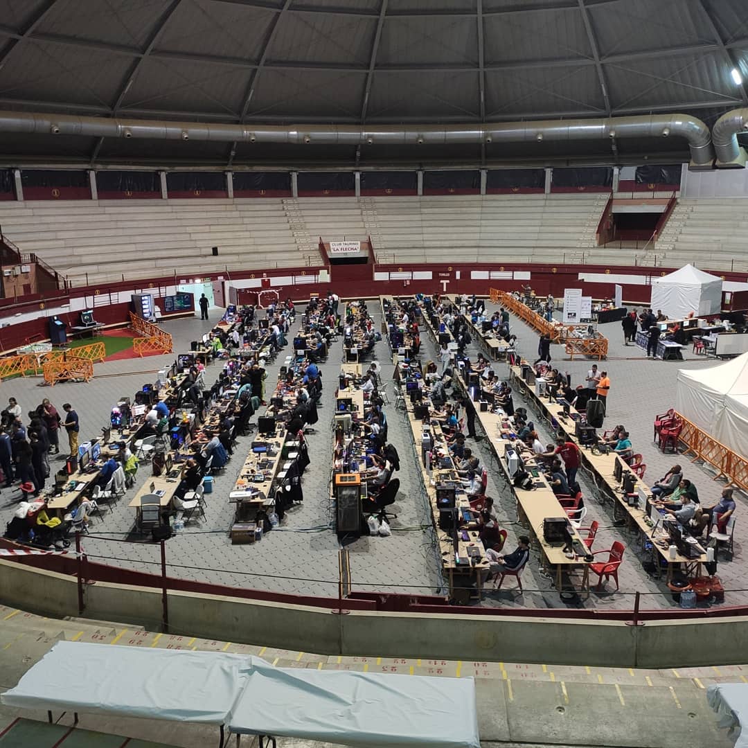 NetWired's tweet image. Llega la primera noche de #Netwired11 con varios torneos empezados, concursos en marcha y muchas ganas de pasarlo genial. #LOL #TFT #ROCKETLEAGUE #OidoFino