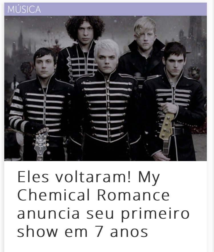 janamfonseca's tweet photo. Aí Mds meu momento chegoooou. Como amo essa banda https://t.co/tHhUUIePnr