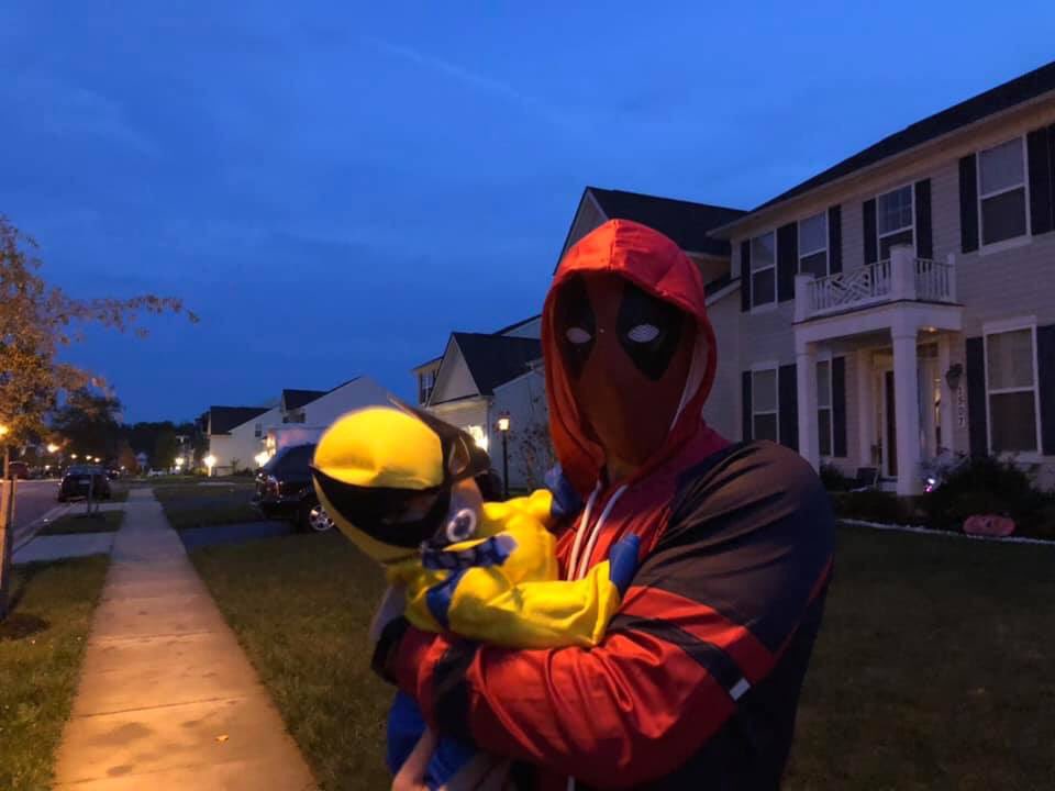 Typical of Deadpool carrying the weight of Wolverine. <a href="/VancityReynolds/">Ryan Reynolds</a> <a href="/RealHughJackman/">Hugh Jackman</a> #halloween2019 #deadpool #wolverine