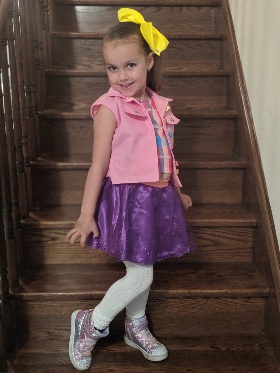 Vanessa Edwards tweet media