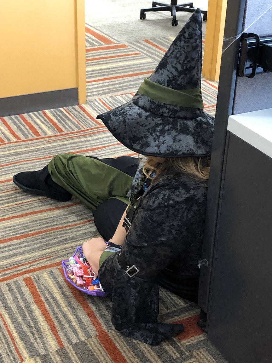 TNokes3's tweet photo. SSG Pueblo rocking that Halloween spirit!!!!!! #LifeAtATT #TuggleNation @JeremyP_SSG @edenley1 @loo_lewis @anthonyetuggle https://t.co/8dQCJhvChX