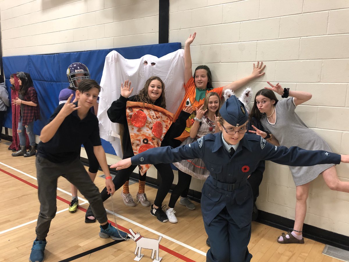 WbsGrade78's tweet photo. Halloween 2019 @WpgBeachSchool https://t.co/SsWvl3XPY4