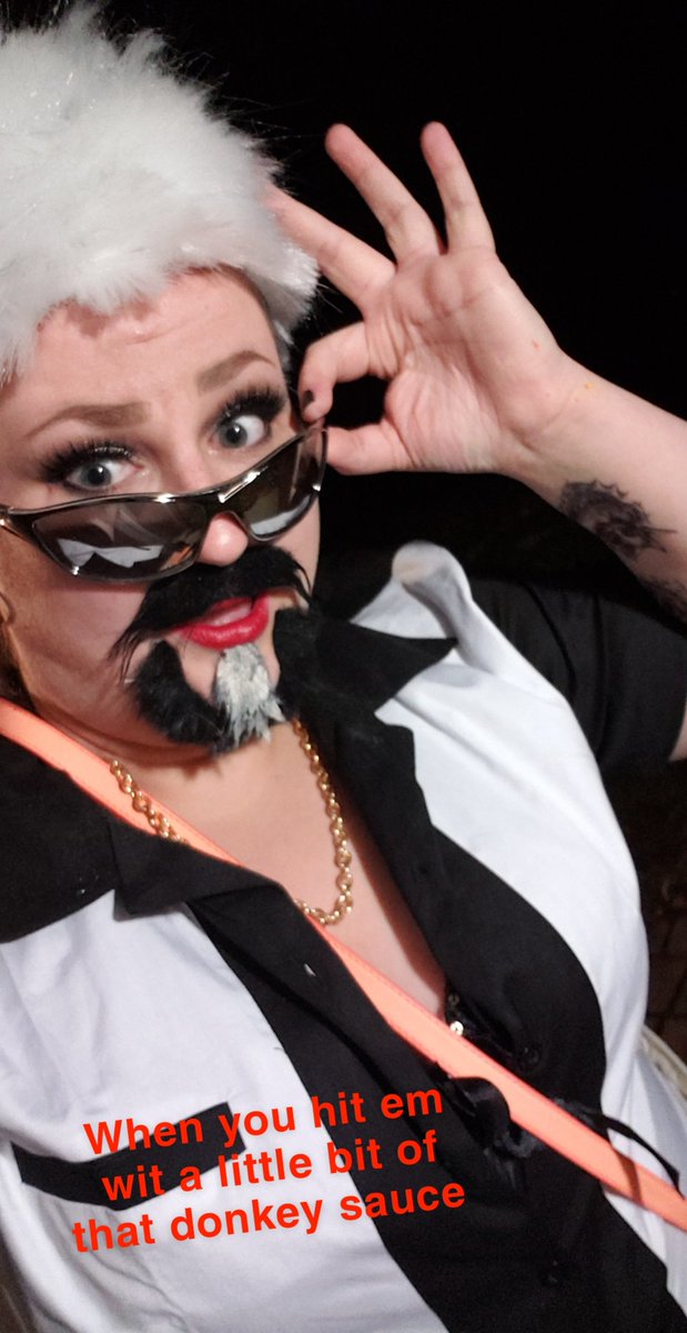Fuhrmannator's tweet photo. @ColourPopCo Sexy Guy Fieri #colourpop https://t.co/7AQZWzPNGD