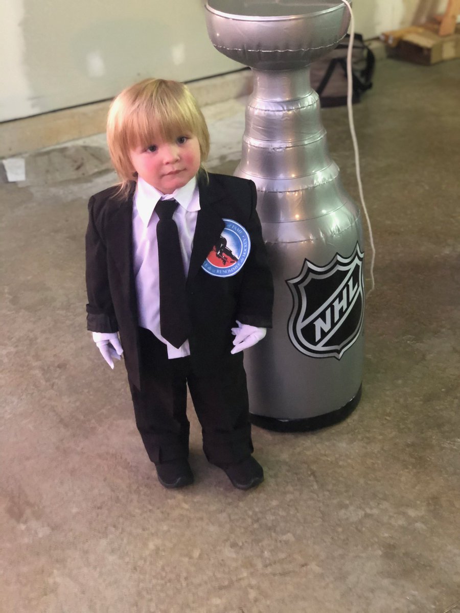justin_maroon's tweet photo. Mr. Phil Prichard 
@barstoolsports @YoungPageviews @patmaroon #forthewin https://t.co/7Mc1NmBNg5