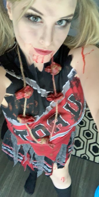 I&rsquo;m waiting for the fake blood to dry. So I&rsquo;ll be on at 5:30. See you in 15-20 mins! https://t.co/e8