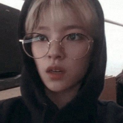 antsa_fie's tweet photo. I love Yoo

#HappyJEONGYEONday https://t.co/jW4J1DWYJb