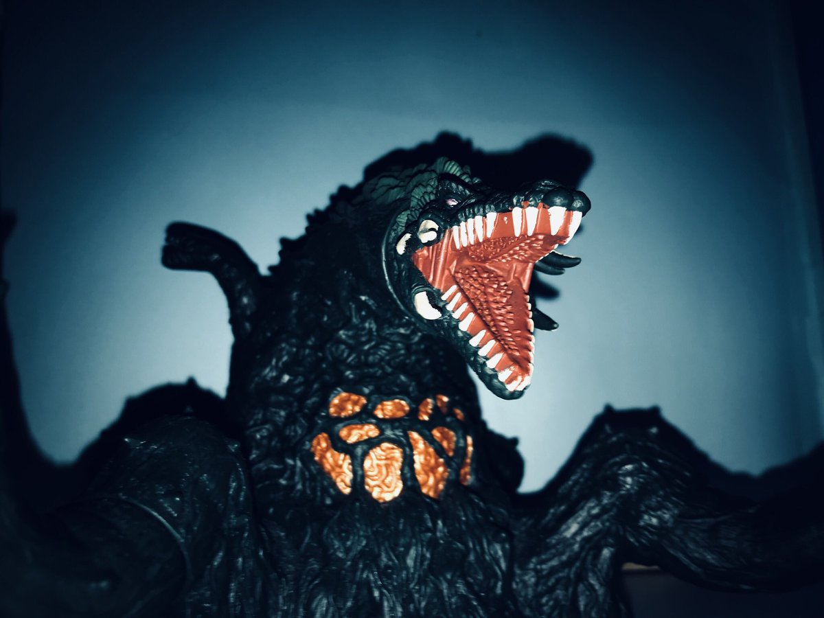 Twoucan 怪獣イラスト の注目ツイート モデル