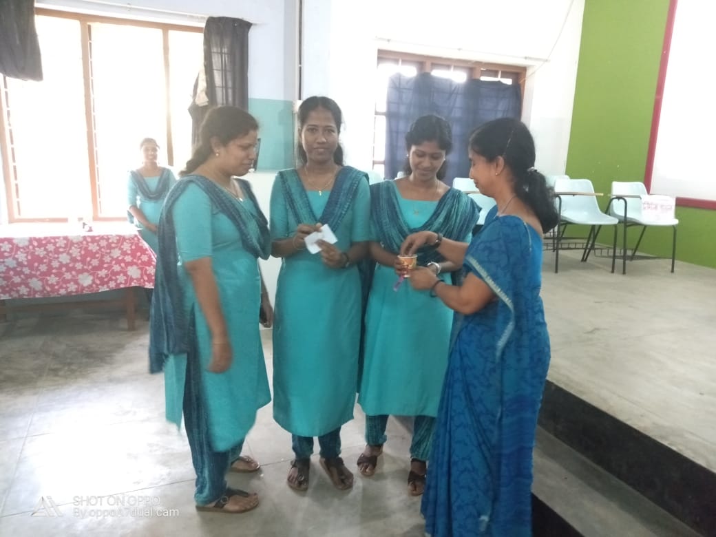 SahodaranE's tweet photo. The Hindi department conducted the Hindi day on 17th September as part of the annual Hindi Divas celebrations. Hindi Recitation and other competitions were conducted as part of the same. The winners were awarded prizes on a later date. #SAM #Hindi #Hindidivas https://t.co/EwwLCIcZGj