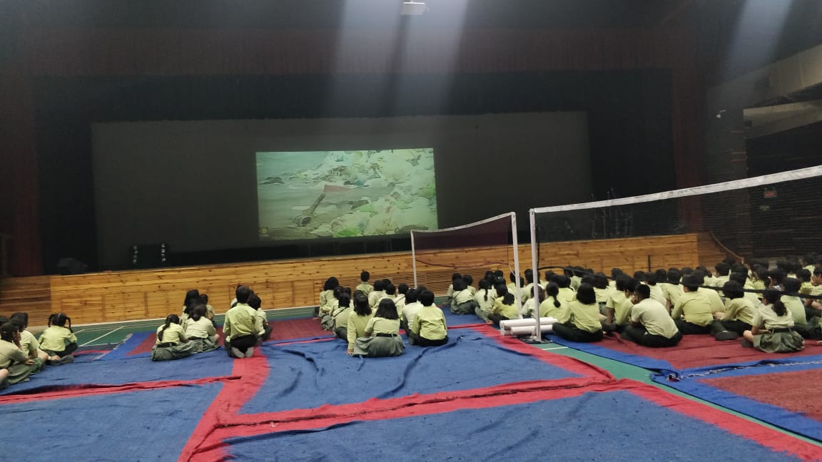 No Plastic Campaign at Pragyan School! Informative videos on 'Fatal  Effects of Plastic' and the recycling process were shown to the students of classes 3 to 5. A small initiative towards ending plastic waste.@DivyaKa42842603