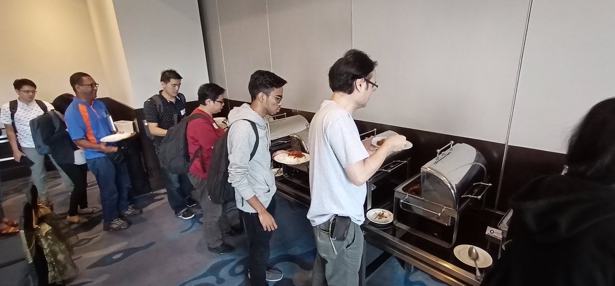 WordPressKL's tweet photo. Lunch Time #WCKL2019 #WordCamp #Malaysia https://t.co/dqQCN9cZdR
