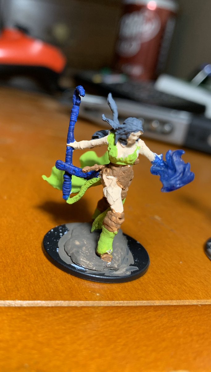 HellMel87's tweet photo. Pretty much finished painting my first mini, might do a wash on it then give it a clear epoxy coat to protect it. Female Yuan-Ti sorcerer evil divine soul #dnd #5e #homebrewsetting #minipainting https://t.co/HZkhkGevWL